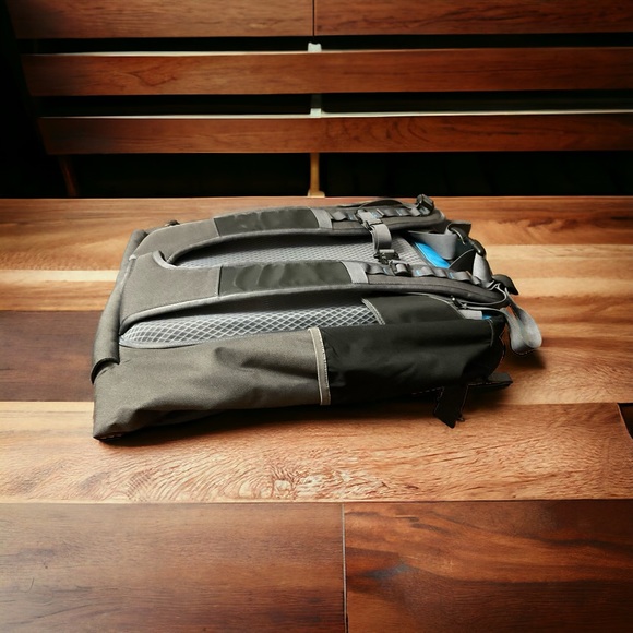 Crankbrothers Gutter Backpack Durable Quality Computer Bag! - Picture 11 of 15